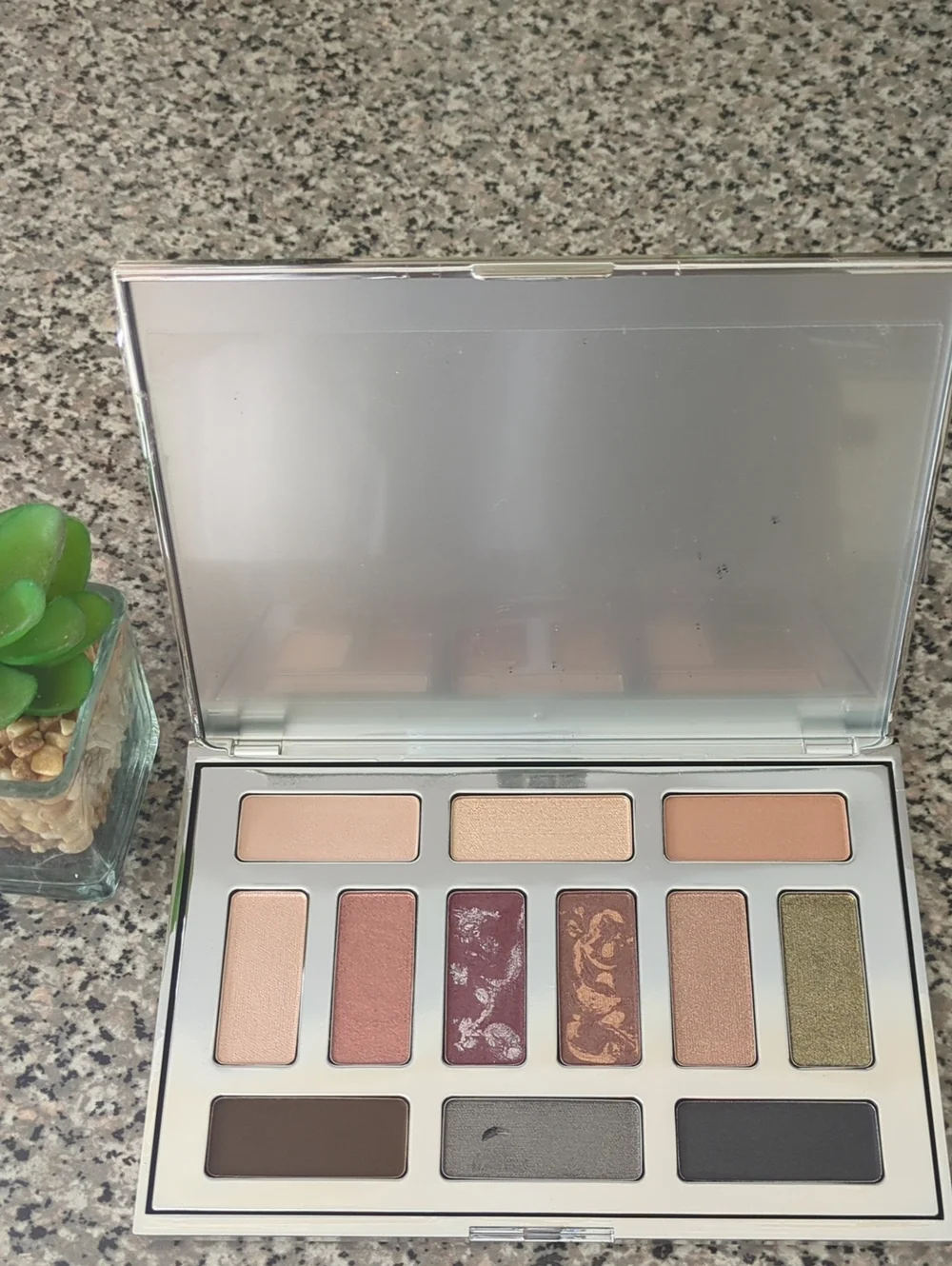 Neutral & Rose Eyeshadow Palette — 12 Shade Warm-Neutral Set